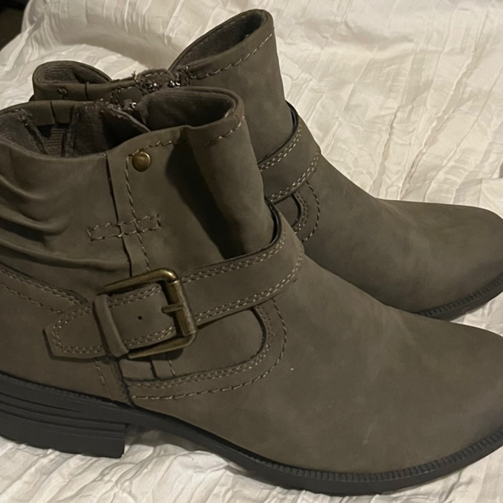 Earth Spirit Ankle Boots